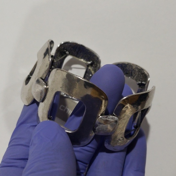 CHICO'S Silver-Tone Geometric Stretch Bracelet, Modern Women's Statement Jewelry - Picture 7 of 11